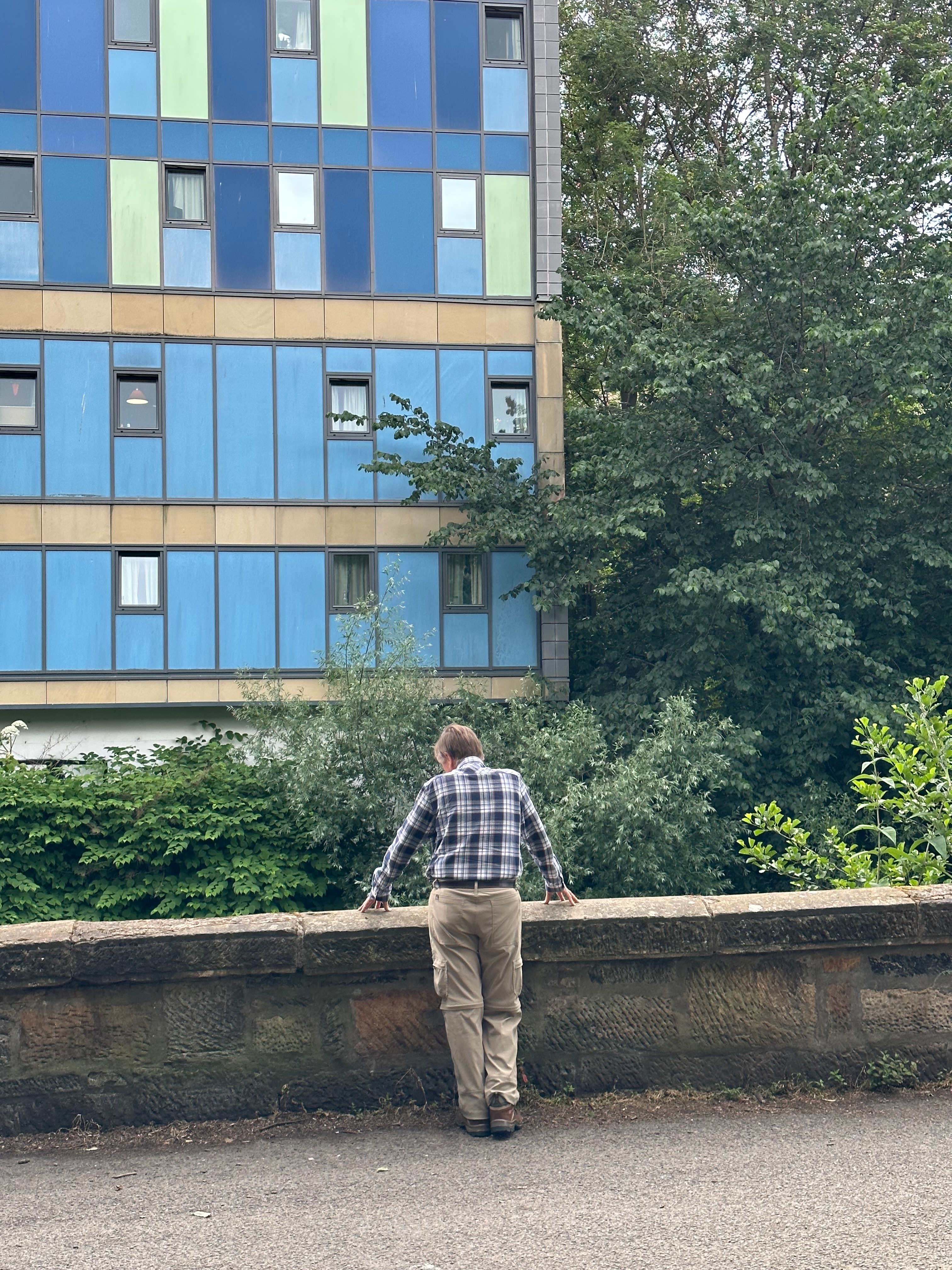Col Contemplating – or waiting for Jude?